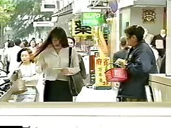 女の子はレズビアンのキスです 欲求 不満 ...