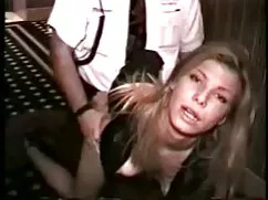 黒檀の長い尾fucks赤毛の女優に鋳造  ...
