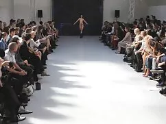 金髪柄の滑り指ベッドの後に睡眠 女性 無 ...